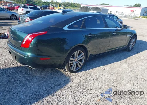 2015 Jaguar Xj Xjl Portfolio z USA, uszkodzony, nr VIN SAJWA2GZ4F8V78637